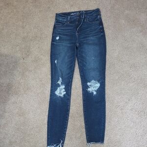 American Eagle Outfitters Blue Skinny Jeans with Distressed Details Size 0